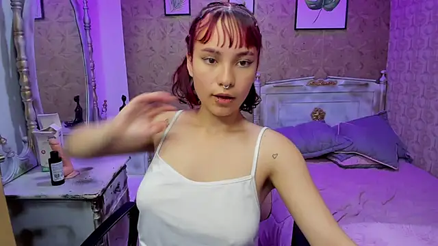 Megane_whitte's cam snapshot