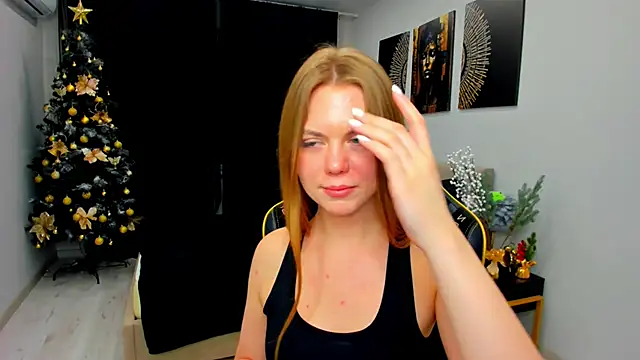 Strawberrye's cam snapshot