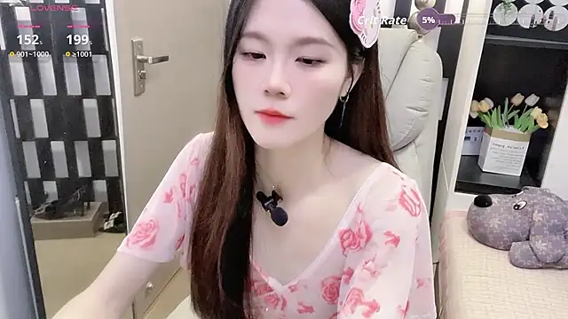 Yueyue-MM live sex cam