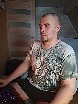 Foxyshaved live sex cam