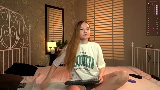 Hidden_boobs live sex cam