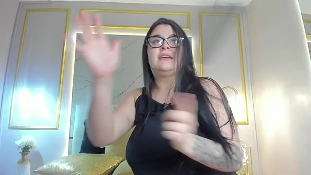 VioletaMaddox live sex cam