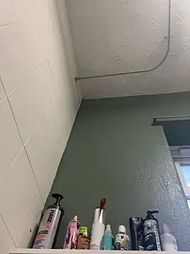 Bustyblondebabe32 live sex cam