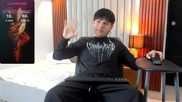 Ryo_kush live sex cam