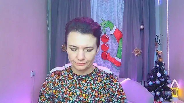 AvaSaturnian live sex cam