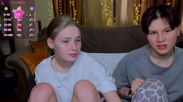 Girls_Fingers live sex cam