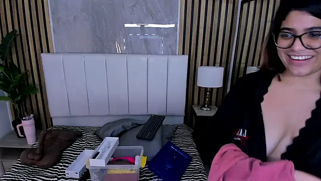 Carlotta_de_velour's cam snapshot