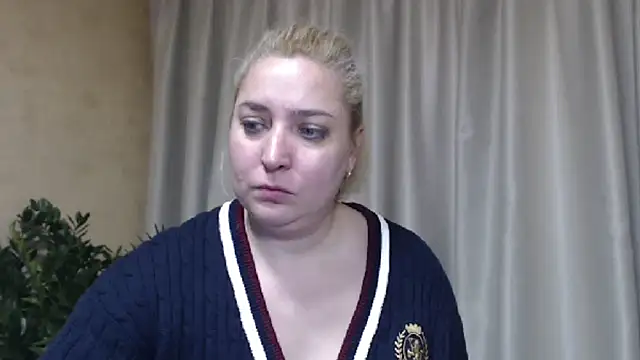 sweetpussy13 live sex cam