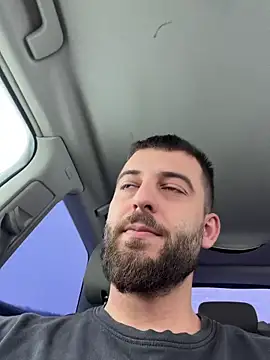 Pablo_Hornyguy95 live sex cam