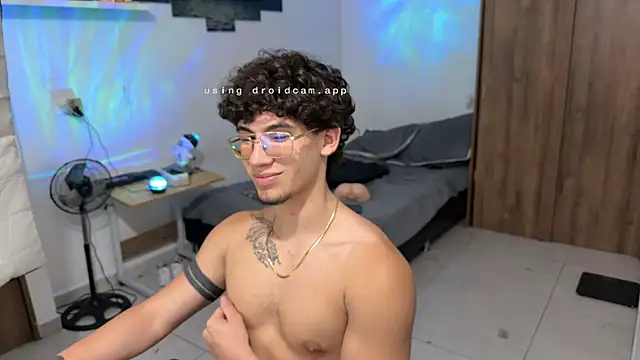 Kisan_Smith live sex cam