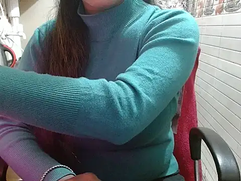 LovingPihu's cam snapshot