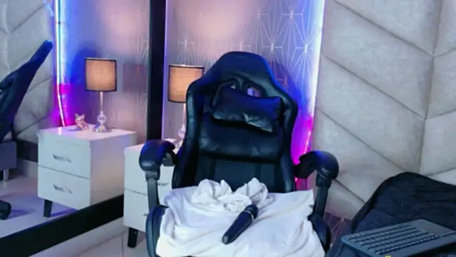 samiradoll's cam snapshot