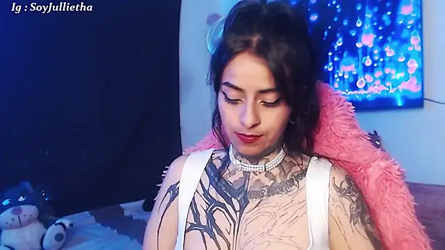 Julls420_'s cam snapshot