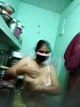 Cute-Charvii's cam snapshot