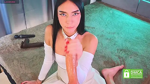 aGaGatha live sex cam