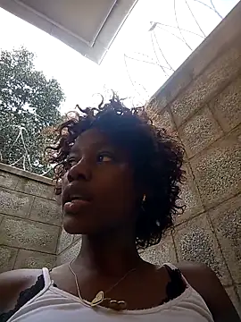 Petite_li's cam snapshot