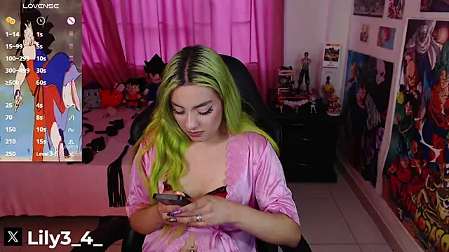 lily3_4's cam snapshot