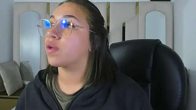 IsabellRodriguez18's cam snapshot