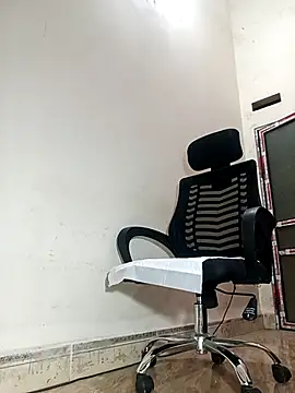 Lyna_sexy24's cam snapshot