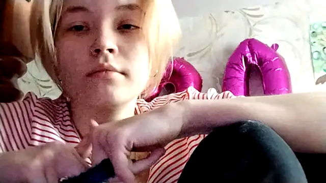 Kirawannavibe's cam snapshot