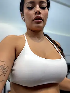 Risky_Workouts live sex cam