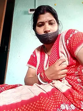 Monisha9876 live sex cam