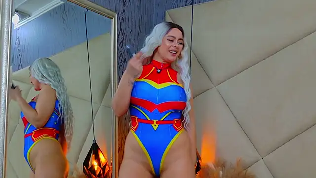 ChloeFrost live sex cam