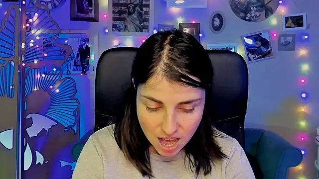 MartaEdams's cam snapshot