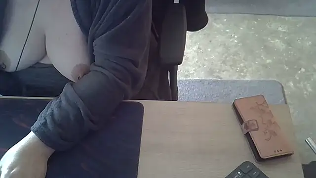 Silvia2277's cam snapshot