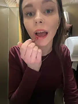 Ttixmila live sex cam