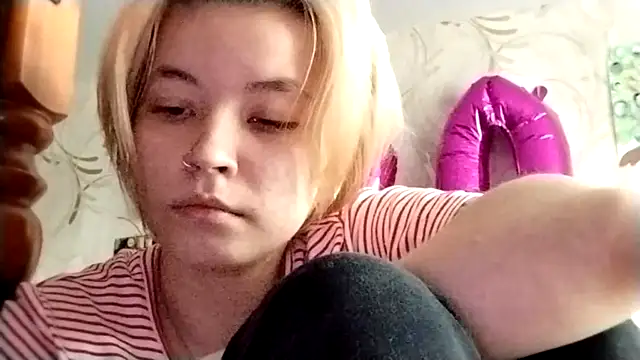 Kirawannavibe's cam snapshot