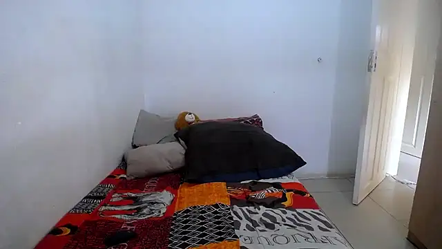 EbonyEssence's cam snapshot