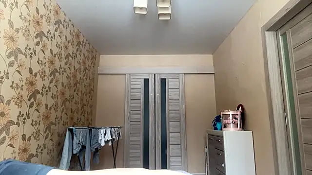 ElsieKuhlmann's cam snapshot