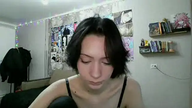 LxayBloom's cam snapshot