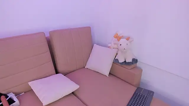 DollMey_'s cam snapshot