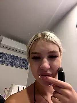 Kiss_Aurora_ live sex cam