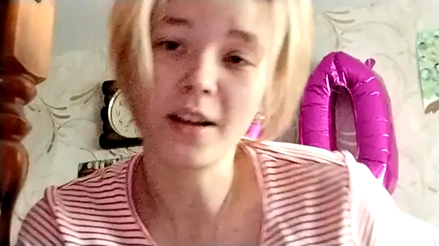 Kirawannavibe's cam snapshot