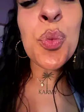 CarolaDrago live sex cam