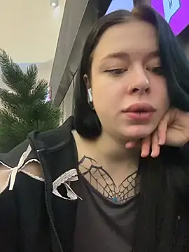 AlishaOfThorns's cam snapshot