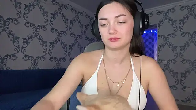 TwotyBright live sex cam