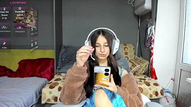 _Nika_Kik live sex cam