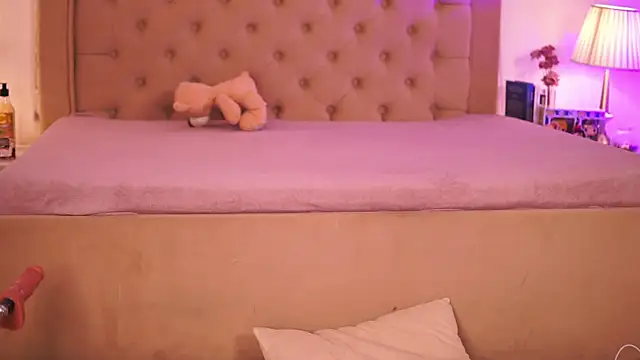 ChloeObril live sex cam