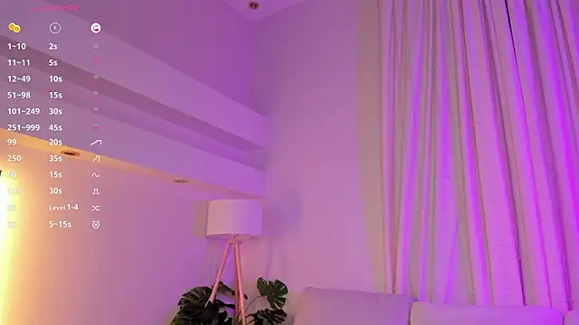 Lettie_brooks live sex cam