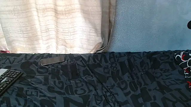 curvydarckcohocolate's cam snapshot