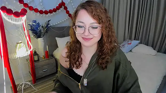 SereneFlame live sex cam