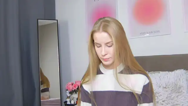 VioletiSwone live sex cam