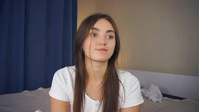 LoraDavi's cam snapshot