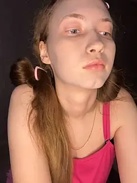 Holy_Poly's cam snapshot