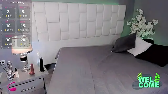 Franciis_4u live sex cam