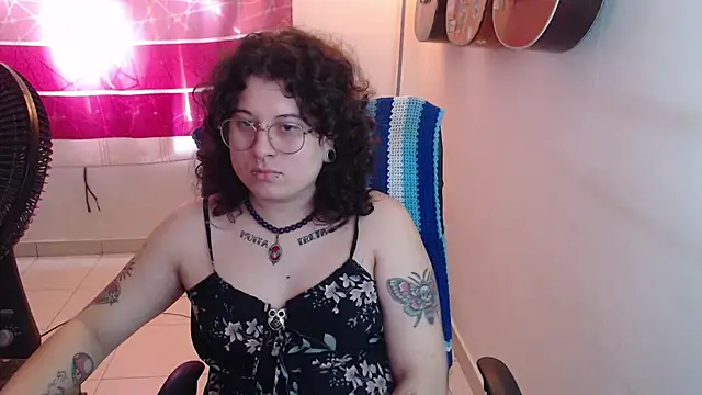 Smoke_trip_Alicia live sex cam